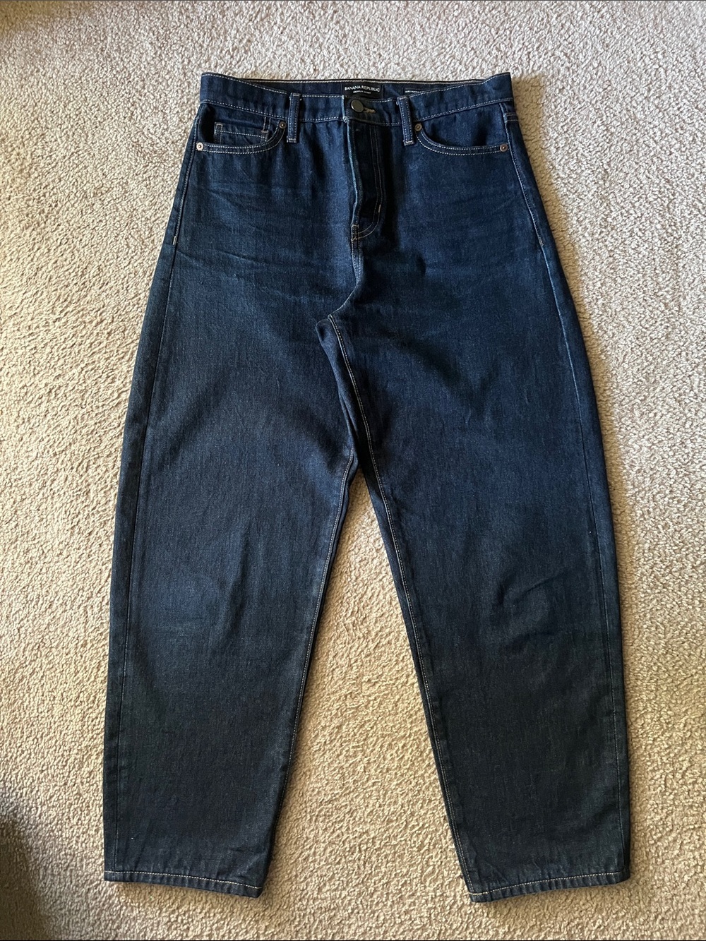 Banana Republic Premium Denim Ultra High Rise Barrel Leg Dark Rinse Jeans Sz 28 - Picture 3 of 10